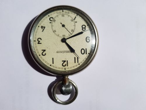 WW2 RAF ISSUED JAEGERLECOULTRE POCKET WATCH WITH ENLARGED SUBSECONDS DIAL NO 6E50 A14226 CIRCA 1940 - ADDITIONAL PHOTO 2