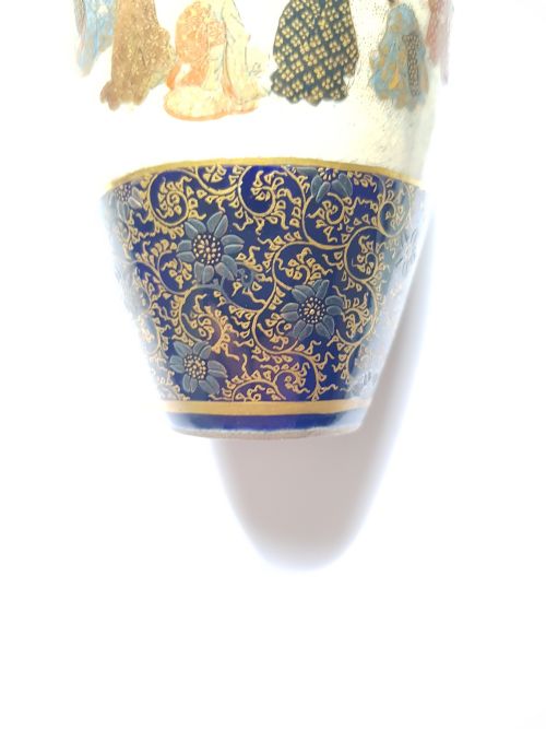 AN EXCEPTIONALLY FINE JAPANESE SATSUMA SMALL VASE BY KINKOZAN DATING MEIJI PERIOD - ADDITIONAL PHOTO 1