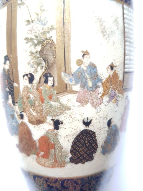 AN EXCEPTIONALLY FINE JAPANESE SATSUMA SMALL VASE BY KINKOZAN DATING MEIJI PERIOD - ADDITIONAL PHOTO 2