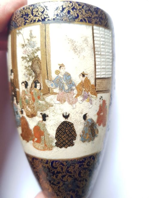 AN EXCEPTIONALLY FINE JAPANESE SATSUMA SMALL VASE BY KINKOZAN DATING MEIJI PERIOD - ADDITIONAL PHOTO 16