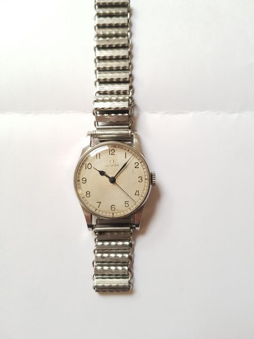 OMEGA RAF ISSUED PILOTS WATCH IN FULL STAINLESS STEEL CASE REF NO AM 6B159 659143 DATED 1943 - ADDITIONAL PHOTO 1