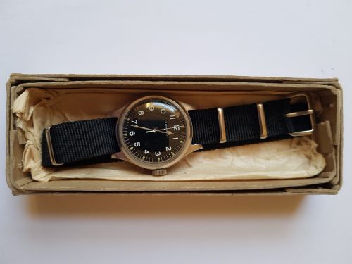 RESERVED W M S LONGINES RAF ISSUED 1956 PILOTS OR NAVIGATORS WATCH REF AM 6B159 229956 DATING 1956 ALONG WITH ORIGINAL MOD PACKAGING BOX - ADDITIONAL PHOTO 1
