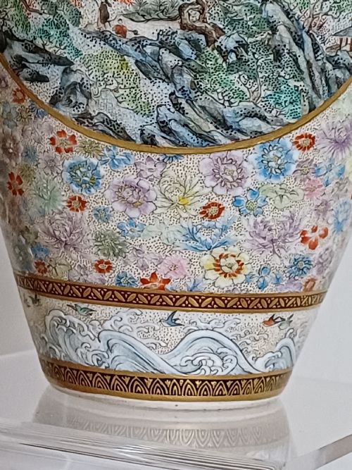 KINKOZAN SATSUMA 1000 FLOWERHEAD VASE DATING TO THE MEIJI PERIOD - ADDITIONAL PHOTO 8