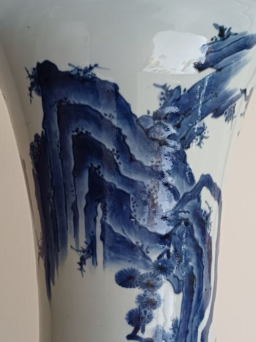 JAPANESE ARITA KANO DESIGN BLUE AND WHITE TRUMPETSHAPED BEAKER VASE EDO PERIOD CIRCA 1680 - ADDITIONAL PHOTO 12