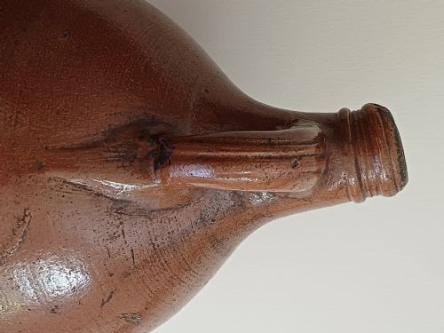 LARGE SALT GLAZE MASK DECORATED FLAGON POSSIBLY GERMAN DATING 17TH 18TH CENTURY - ADDITIONAL PHOTO 9