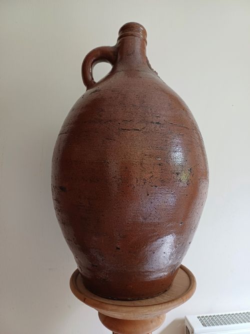 LARGE SALT GLAZE MASK DECORATED FLAGON POSSIBLY GERMAN DATING 17TH 18TH CENTURY - ADDITIONAL PHOTO 1