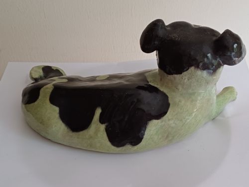 BIZAN FIGURE OF A RECLINING DOG SIGNED BIZAN KYOTO MEIJI PERIOD - ADDITIONAL PHOTO 8