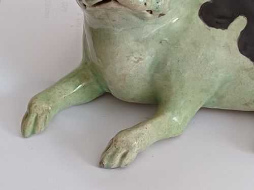BIZAN FIGURE OF A RECLINING DOG SIGNED BIZAN KYOTO MEIJI PERIOD - ADDITIONAL PHOTO 16