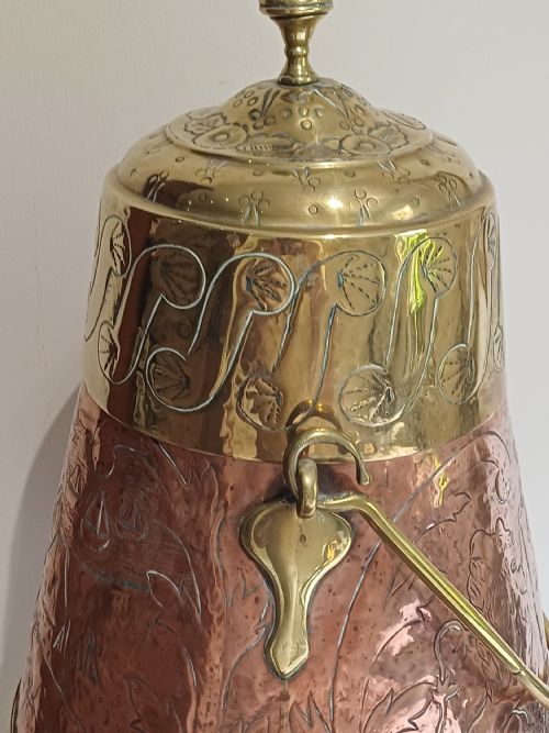 DUTCH BRASS AND COPPER LOG OR COAL SCUTTLE AND LID LATE 19TH EARLY 20TH CENTURY - ADDITIONAL PHOTO 9