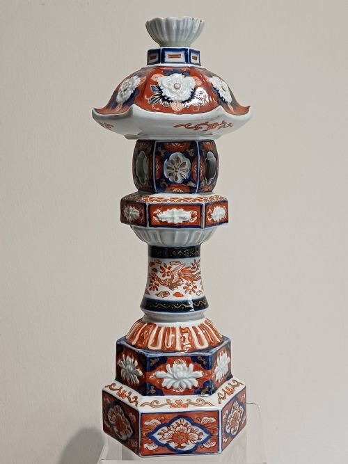 japanese imari model of a pagoda temple incense burner meiji period - CATEGORY: ANTIQUE CERAMICS - DATED 19TH CENTURY