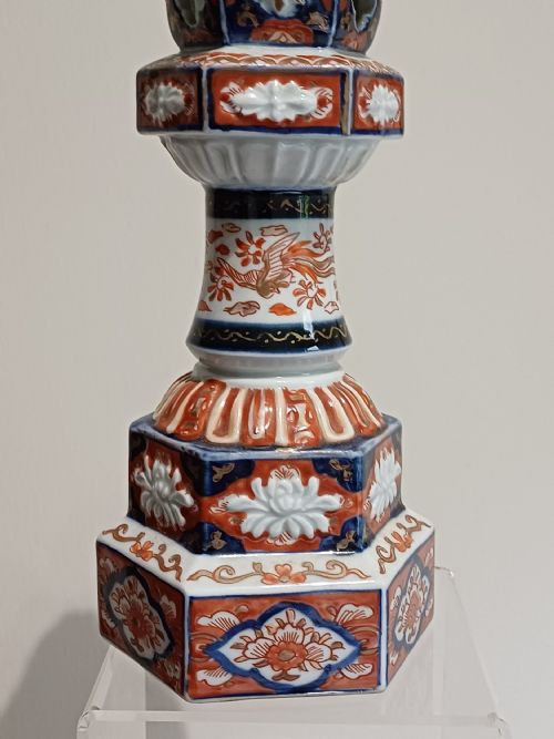 JAPANESE IMARI MODEL OF A PAGODA TEMPLE INCENSE BURNER MEIJI PERIOD - ADDITIONAL PHOTO 2
