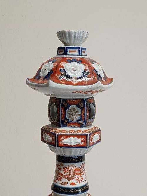JAPANESE IMARI MODEL OF A PAGODA TEMPLE INCENSE BURNER MEIJI PERIOD - ADDITIONAL PHOTO 3