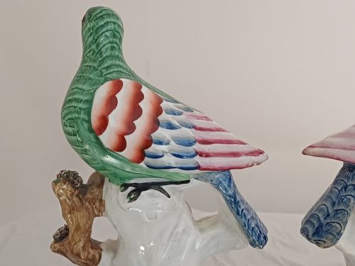 RESERVED AD A RARE PAIR OF STAFFORDSHIRE FIGURES OF A BIRD POSSIBLY A PIGEON OR DOVE SEATED ON A TREE WITH A NEST OF EGGS BELOW EACH ONE IS BRIGHTLY PAINTED AND DATING CIRCA 1860 - ADDITIONAL PHOTO 4