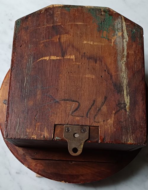 SMITHS LNER LONDON NORTH EASTERN RAILWAY SMALL WALL CLOCK ISSUE NO 13878 CIRCA 1953 - ADDITIONAL PHOTO 10