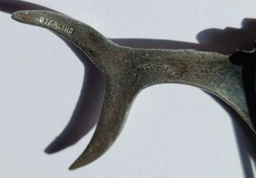 A FINE VINTAGE MARLIN OR SAILFISH SILVER LARGE BROOCH SET WITH A PALE BLUE EYE CIRCA 1940S - ADDITIONAL PHOTO 9