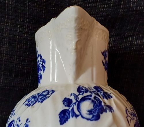 CAUGHLEY COALPORT TRANSITIONAL BLUE AND WHITE MASK HEAD JUG IN THE PINE CONE DECORATION DATING CIRCA 1800 - ADDITIONAL PHOTO 11