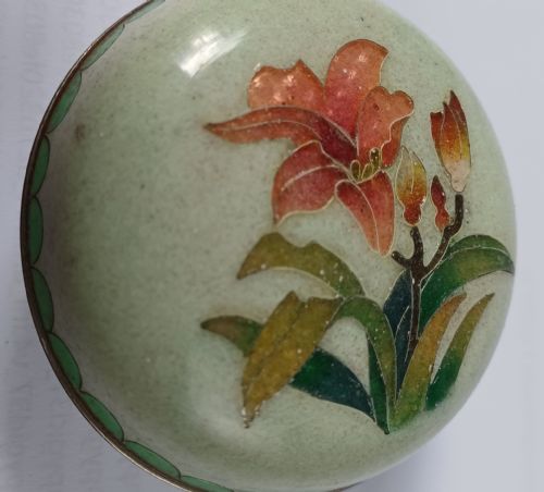 RESERVED IS JAPANESE CLOISONN GINBARI ENAMEL SMALL ROUND BOX AND LID WHITE METAL MOUNTS AND WHITE METAL WIRE INLAY PROBABLY SILVER DATING TO THE MEIJI PERIOD - ADDITIONAL PHOTO 17