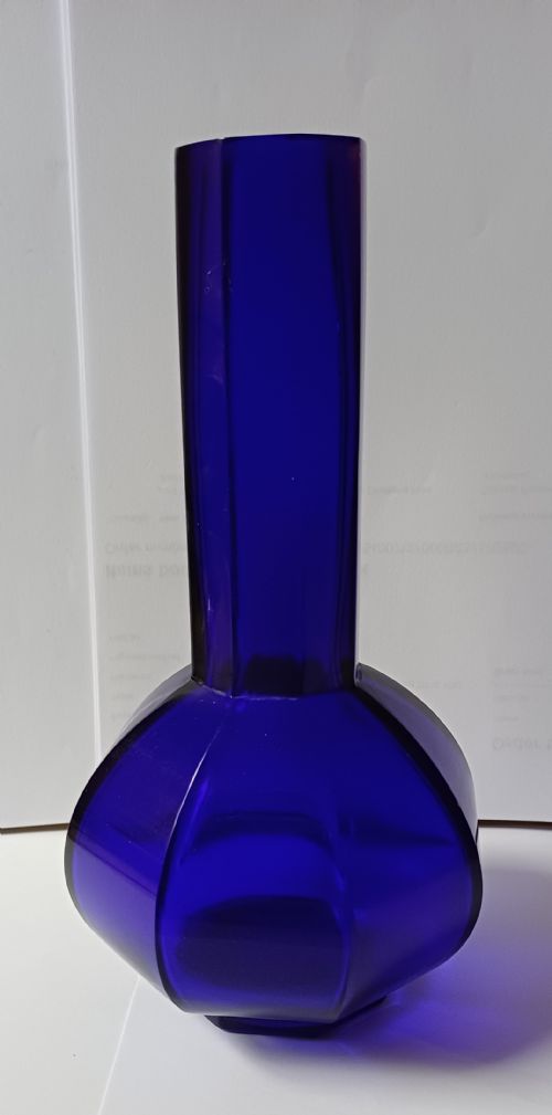 CHINESE PEKING OCTAGONAL BLUE GLASS BOTTLE VASE CIRCA 20TH CENTURY - ADDITIONAL PHOTO 11