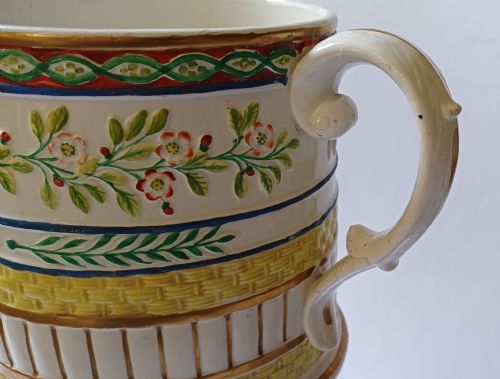 A LARGE PEARLWARE WINCHESTER MEASURE FROG MUG CIRCA 1820 - ADDITIONAL PHOTO 1
