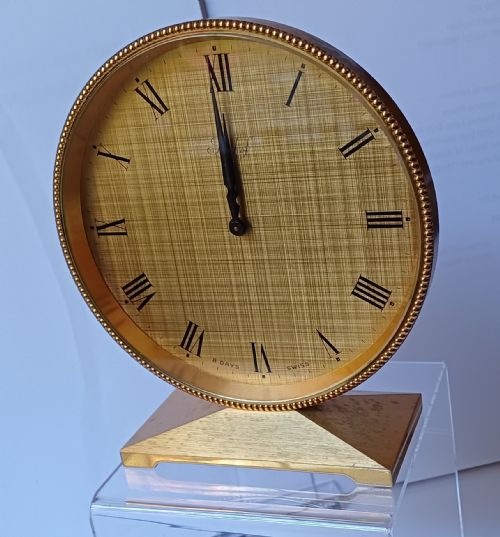IMHOF GILT DESK CLOCK VERY FINE ROUND DIAL 8DAY 15JEWEL CIRCA 1960 - ADDITIONAL PHOTO 1
