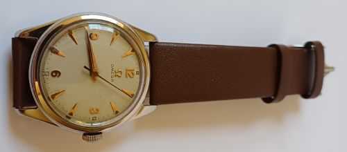 OMEGA GENTS WATCH CAL 420 CASE REF 26901 CIRCA 1953 - ADDITIONAL PHOTO 1