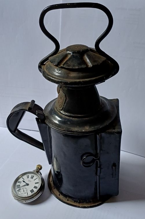 SOUTH EASTERN CHATHAM RAILWAY STATION MASTERS POCKET WATCH NO 2842 CIRCA 1920 SE CR LANTERN A SET - ADDITIONAL PHOTO 1