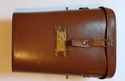 WW2 BRITISH ROYAL NAVY BARR STROUD BINOCULARS WITH ORIGINAL CASE C1940 - ADDITIONAL PHOTO 1