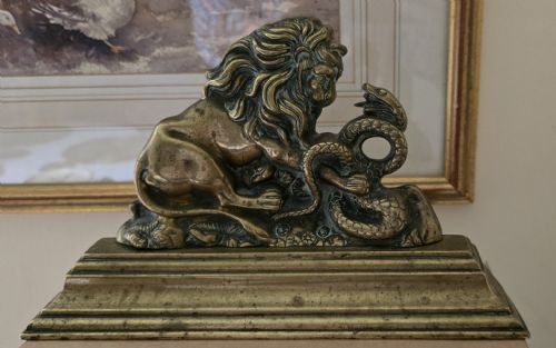 MIDVICTORIAN ENGLISH BRASS LION SERPENT DOOR STOP DOOR PORTER - ADDITIONAL PHOTO 4