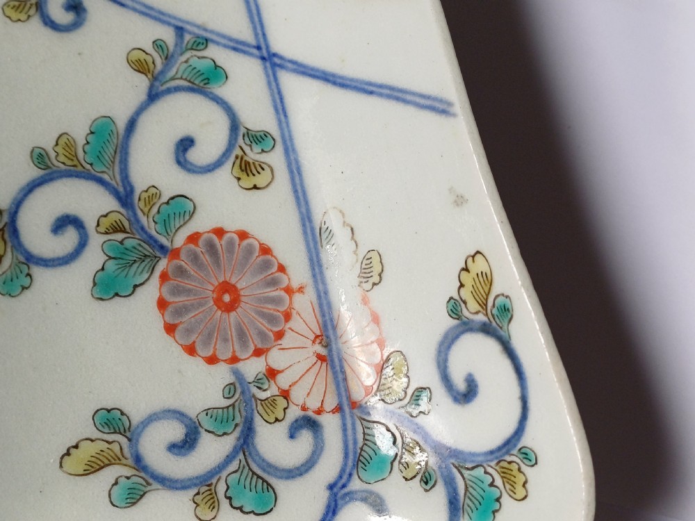 Japanese Arita rectangular dish, dating circa 1710 View XV