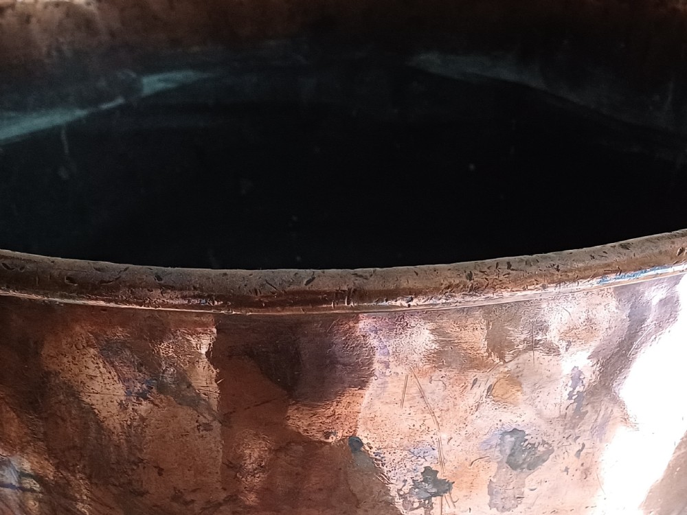 (Sold CP)  -A Magnificent large Copper Log or Coal bin / scuttle dating from the late Georgian early Victorian period. View VI
