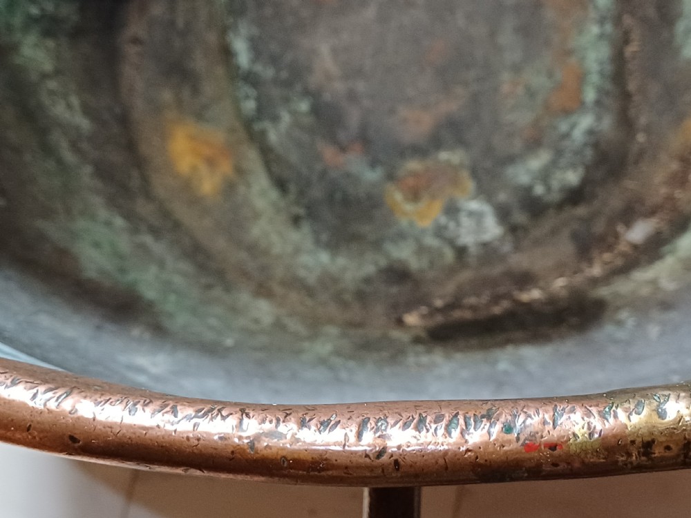 (Sold CP)  -A Magnificent large Copper Log or Coal bin / scuttle dating from the late Georgian early Victorian period. View XIII