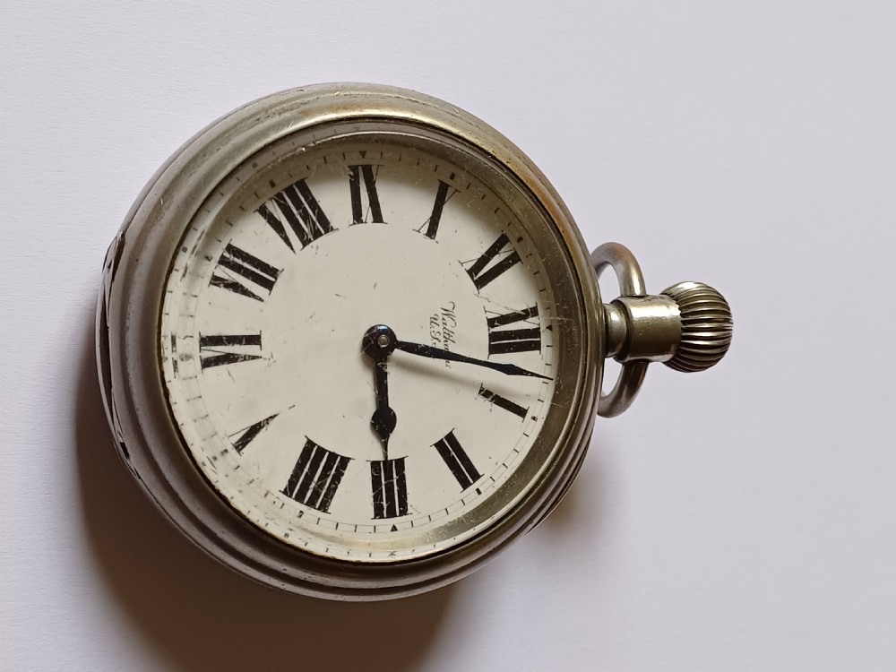 South Eastern & Chatham Railway issued Station Masters pocket watch, no S.E.& C.R. No 1823, dating circa 1910 View II