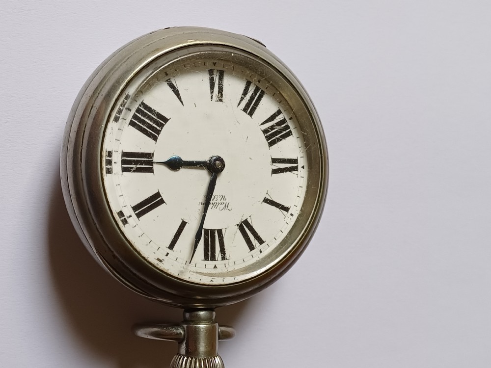 South Eastern & Chatham Railway issued Station Masters pocket watch, no S.E.& C.R. No 1823, dating circa 1910 View III
