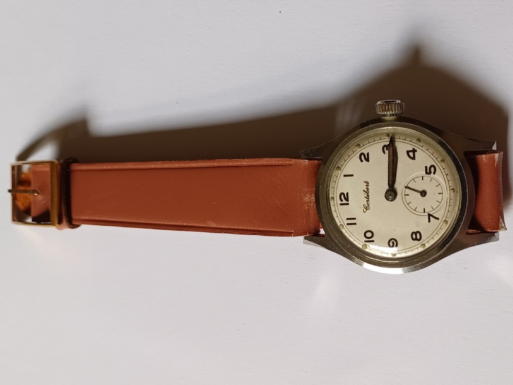 (SOLD LZ Au) WW2 Cortebert military issued ATP no 76414, dating circa 1944