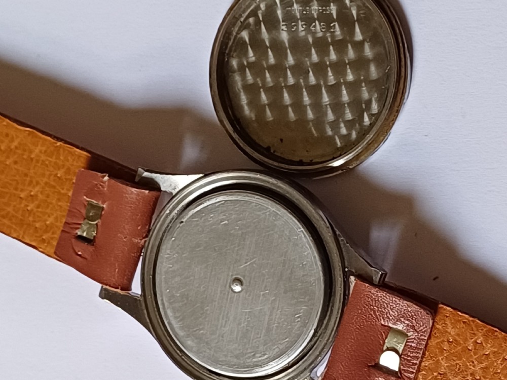 (SOLD LZ Au) WW2 Cortebert military issued ATP no 76414, dating circa 1944 View XI