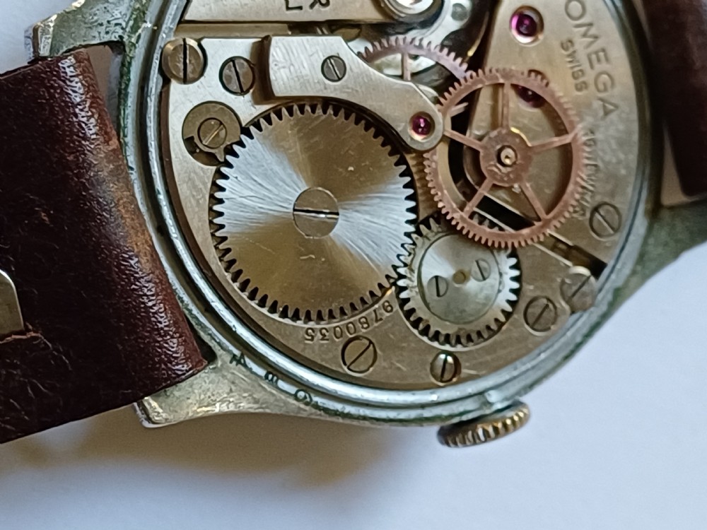 Omega Royal Fleet Air Arm issued HS8 pilots watch ref H.S./I\8 5684, circa 1943 View XII