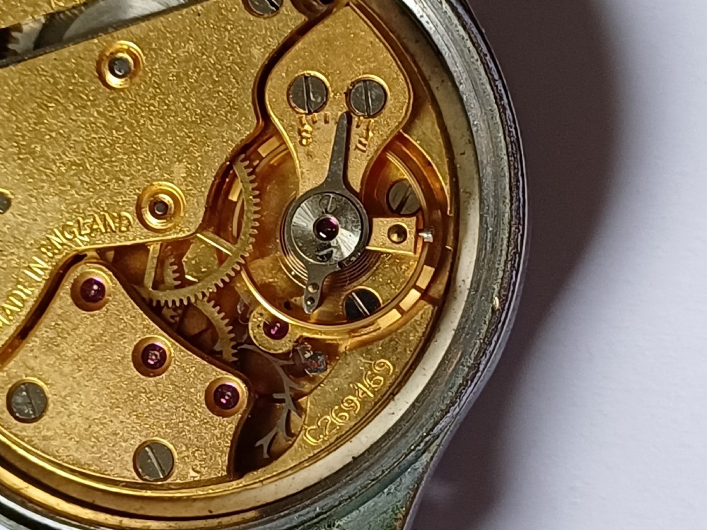 Smiths 15 jewel A404 Everest version, dating circa 1954 View XIX