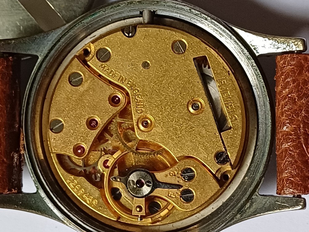 Smiths 15 jewel A404 Everest version, dating circa 1954 View XXII