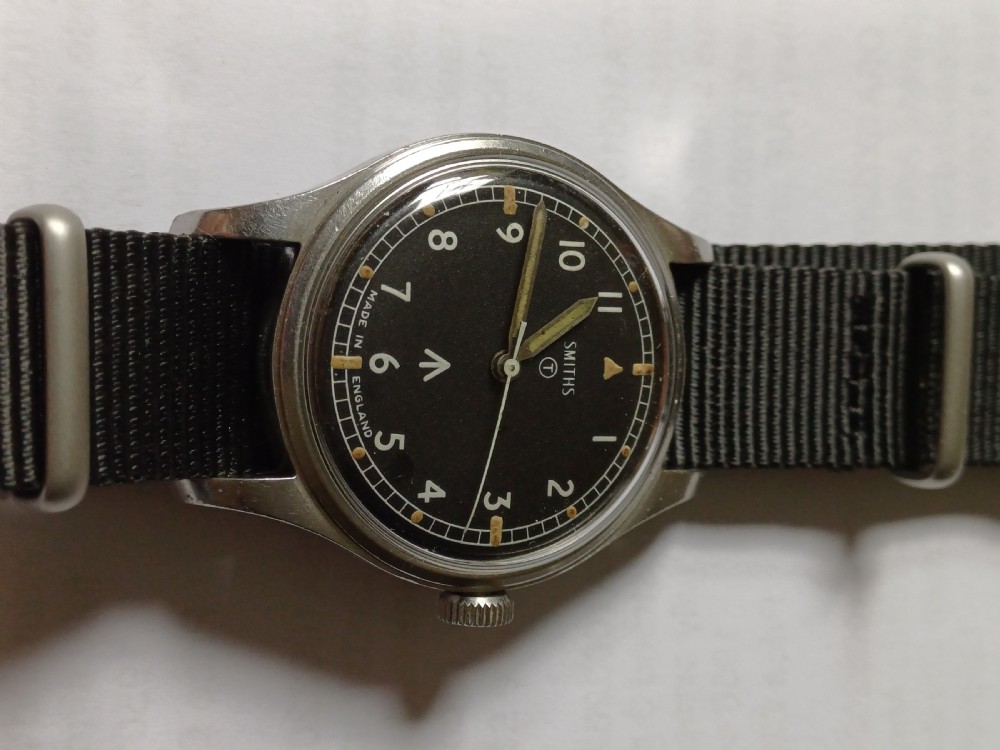 Smiths W10 British Army issued watch, dated 1969