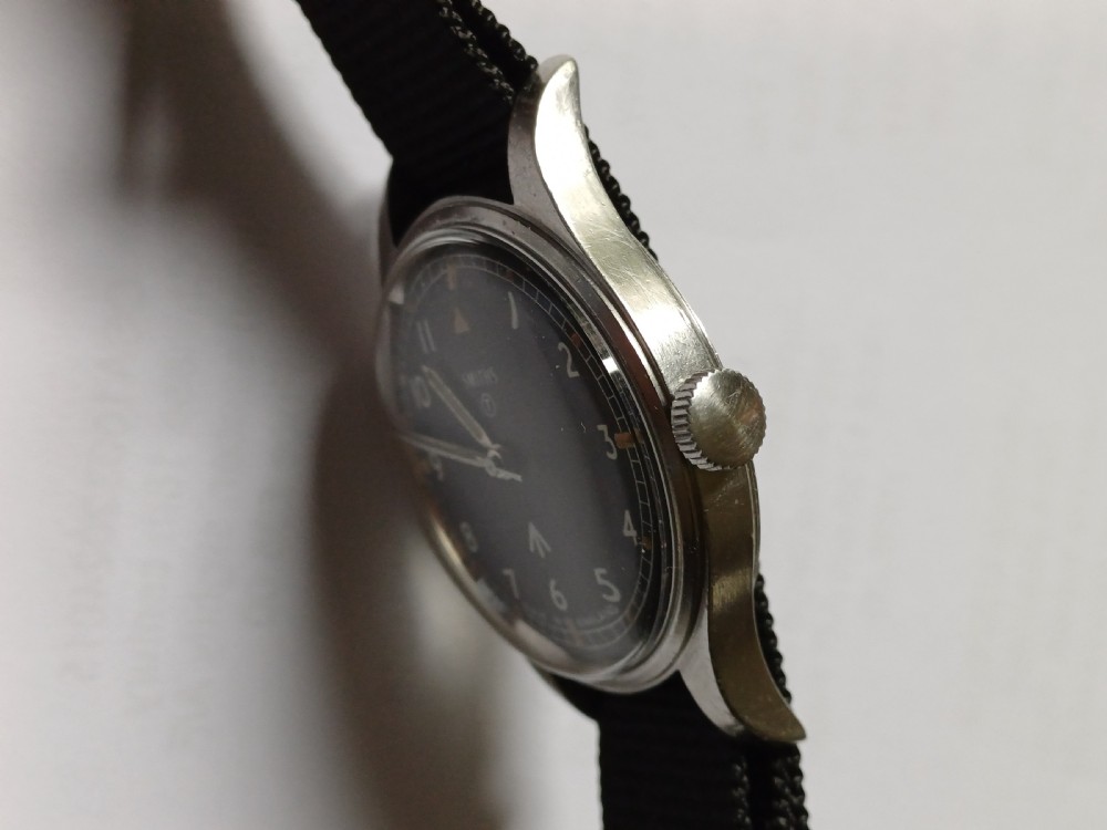Smiths W10 British Army issued watch, dated 1969 View VI