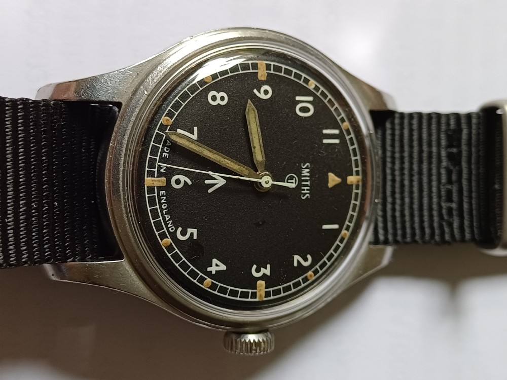 Smiths W10 British Army issued watch, dated 1969 View XX