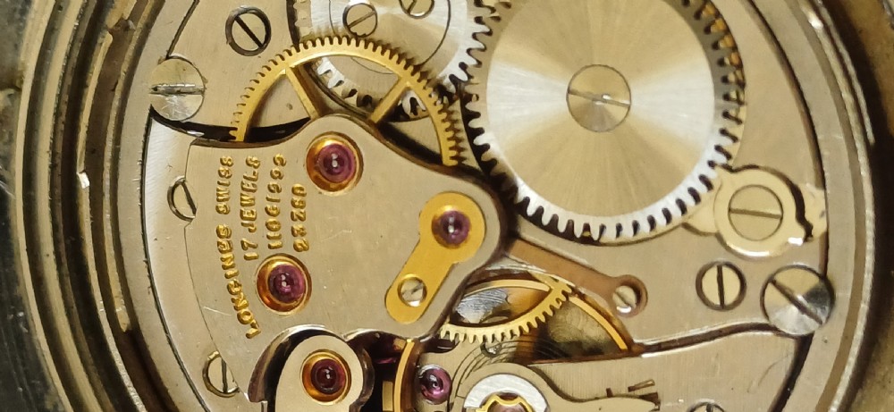 Longines Silver Arrow with date, circa 1959 View XI