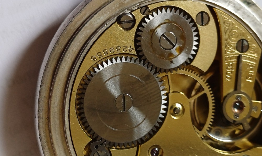 (Reserved PW) A fine pre–WW1 Omega Silver cased pocket watch dating circa 1913 View XVI