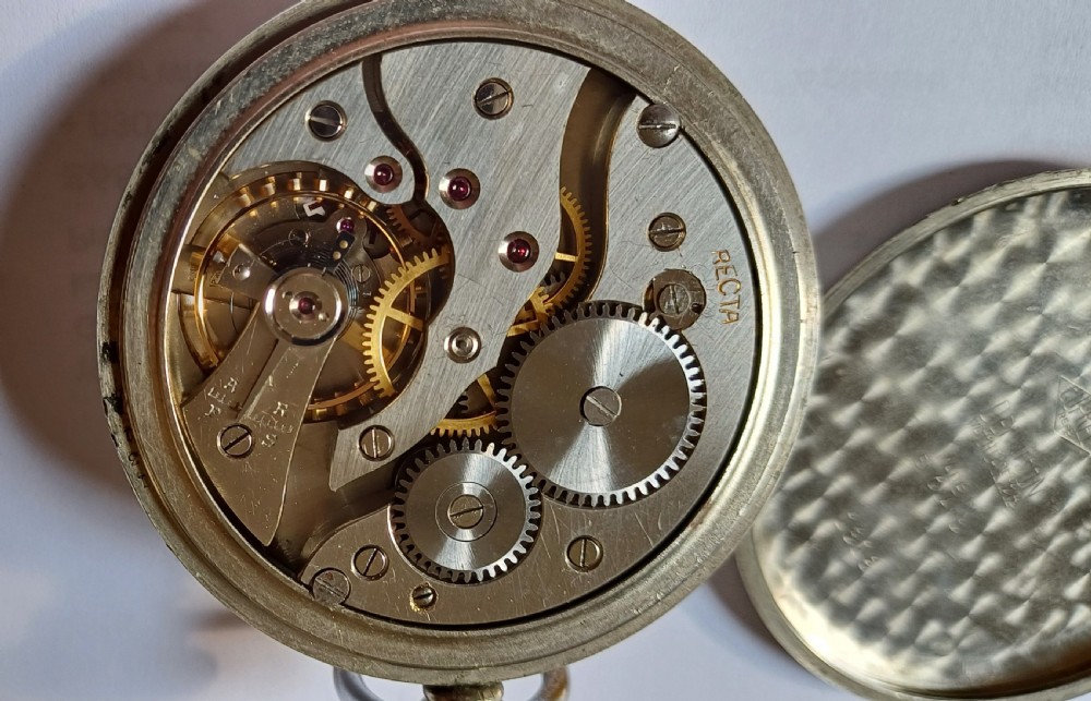 Southern Railway issued Station Master or Guards pocket watch No S.R. 4181, by Recta, dating circa 1935 View VI