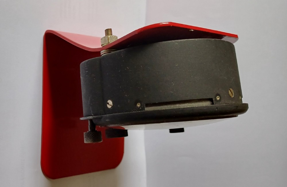 A rare pre–WW2 Aircraft Time of Trip cockpit clock by the famous Goldsmiths & Silversmiths Company Ltd, London, circa 1930 View VII