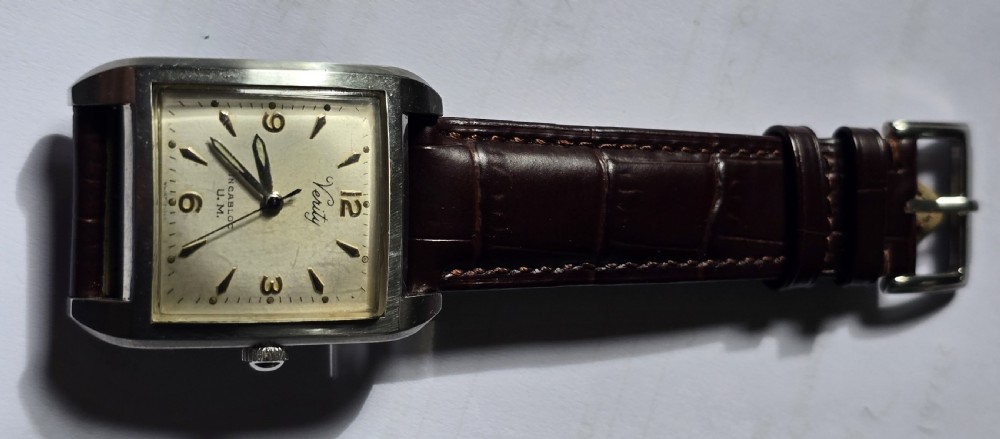 Verity Stainless Steel Rectangular Watch – Rare 1950s Vintage Gentleman's Wristwatch View II