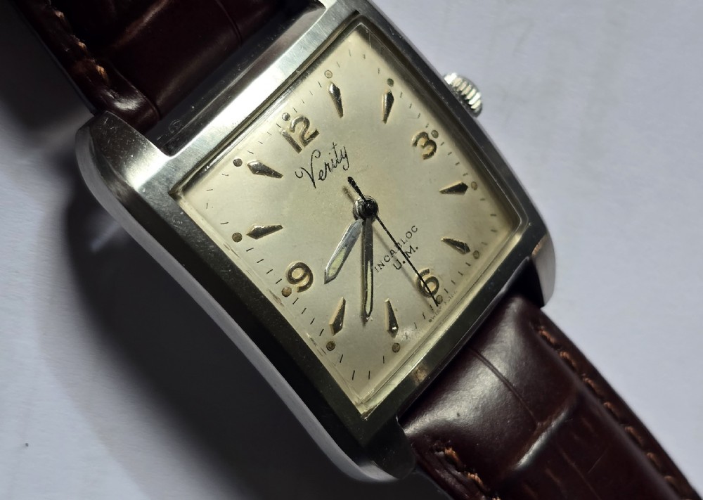 Verity Stainless Steel Rectangular Watch – Rare 1950s Vintage Gentleman's Wristwatch View X