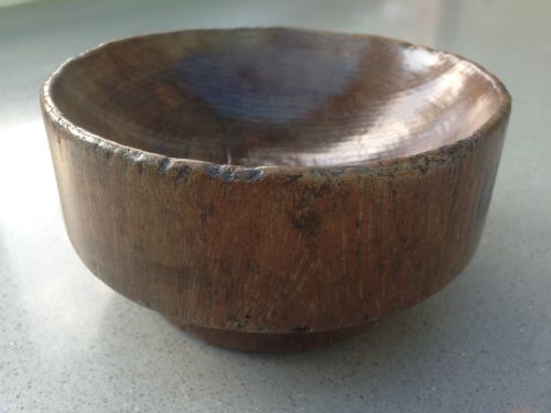 An Unusual Late 18th Century Sawn Log Bowl