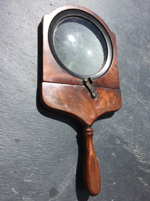 An Early 19th Century Gallery/viewing Glass