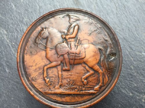 An 18th Century Antique Pressed Wood Snuff Box,